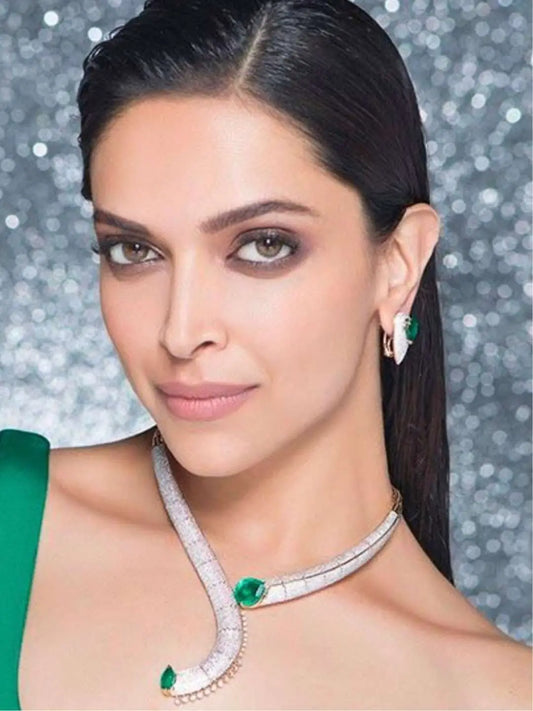 Ishhaara Ad Studded Serpent Jewellery Set