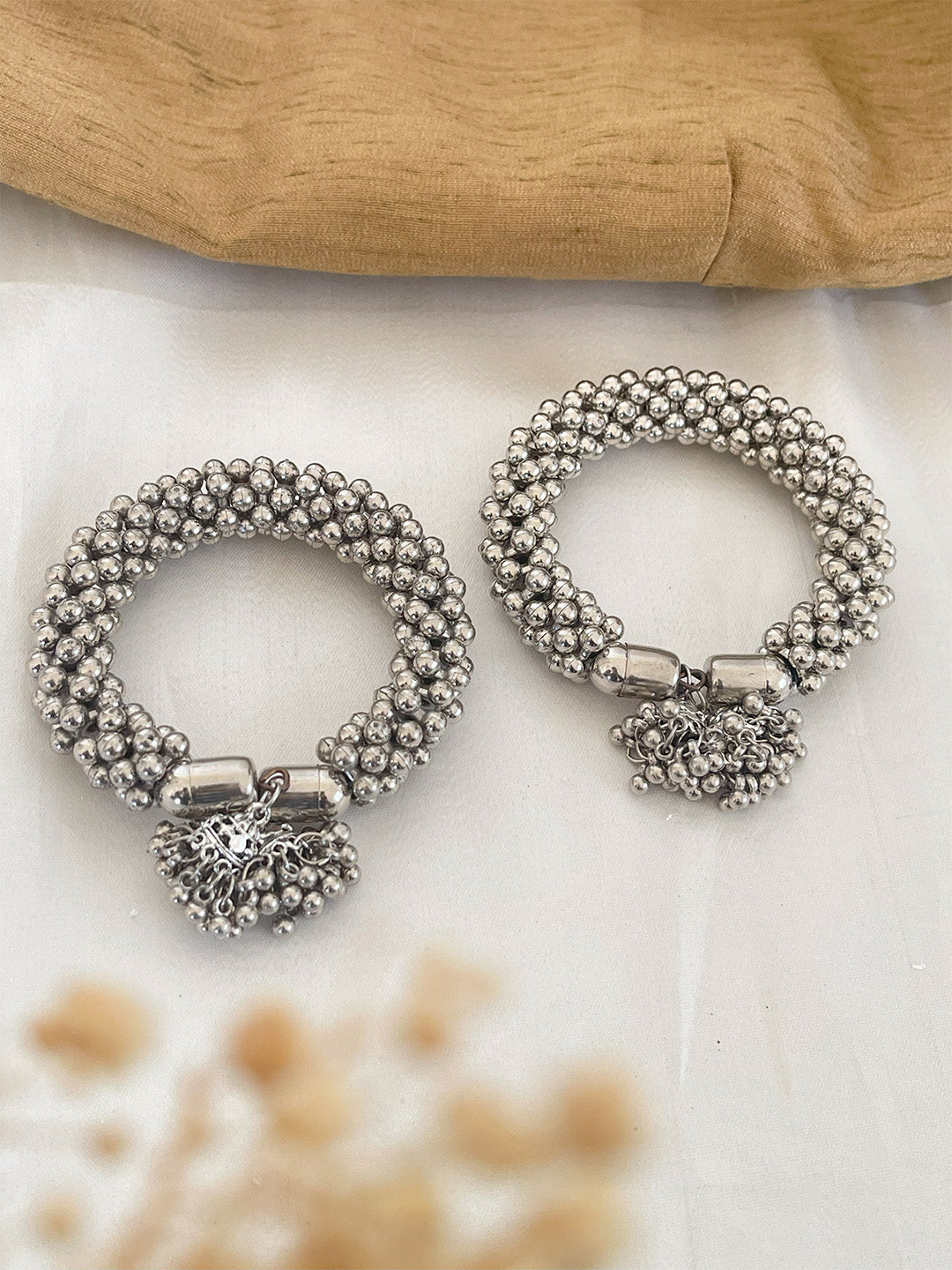 Ishhaara Adjustable Ghungroo Bracelet