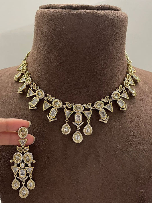 Ishhaara Alluring Kundan Mosonite Set