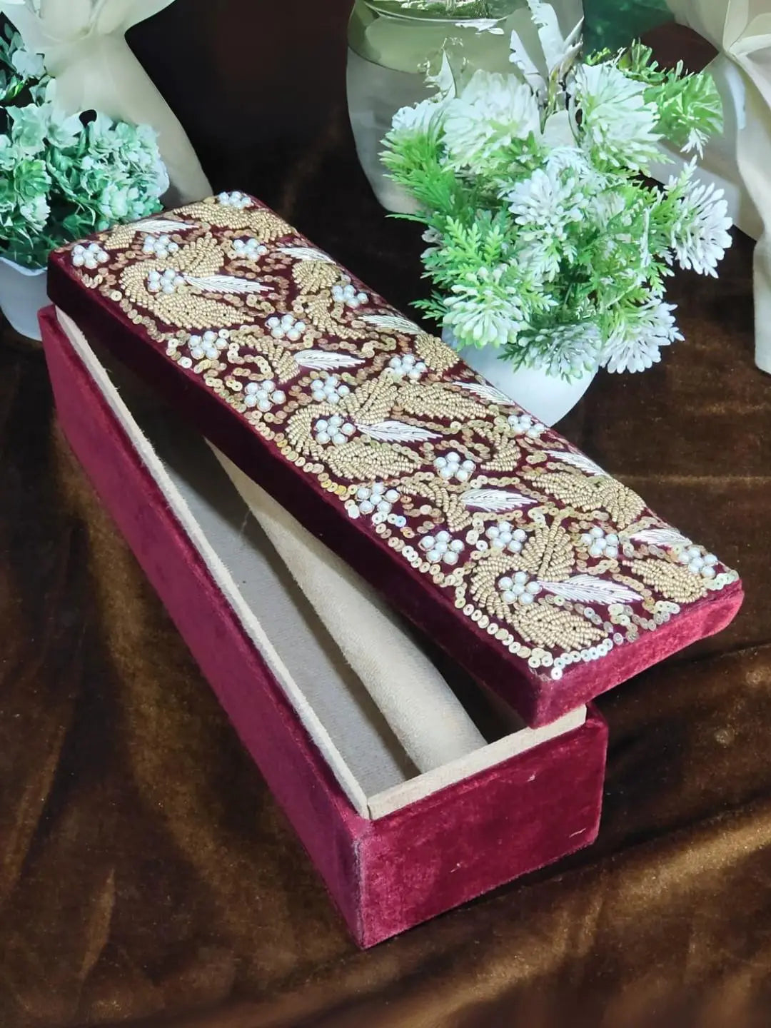 Buy Alpine Red Bangle Chooda Box Online - Ishhaara