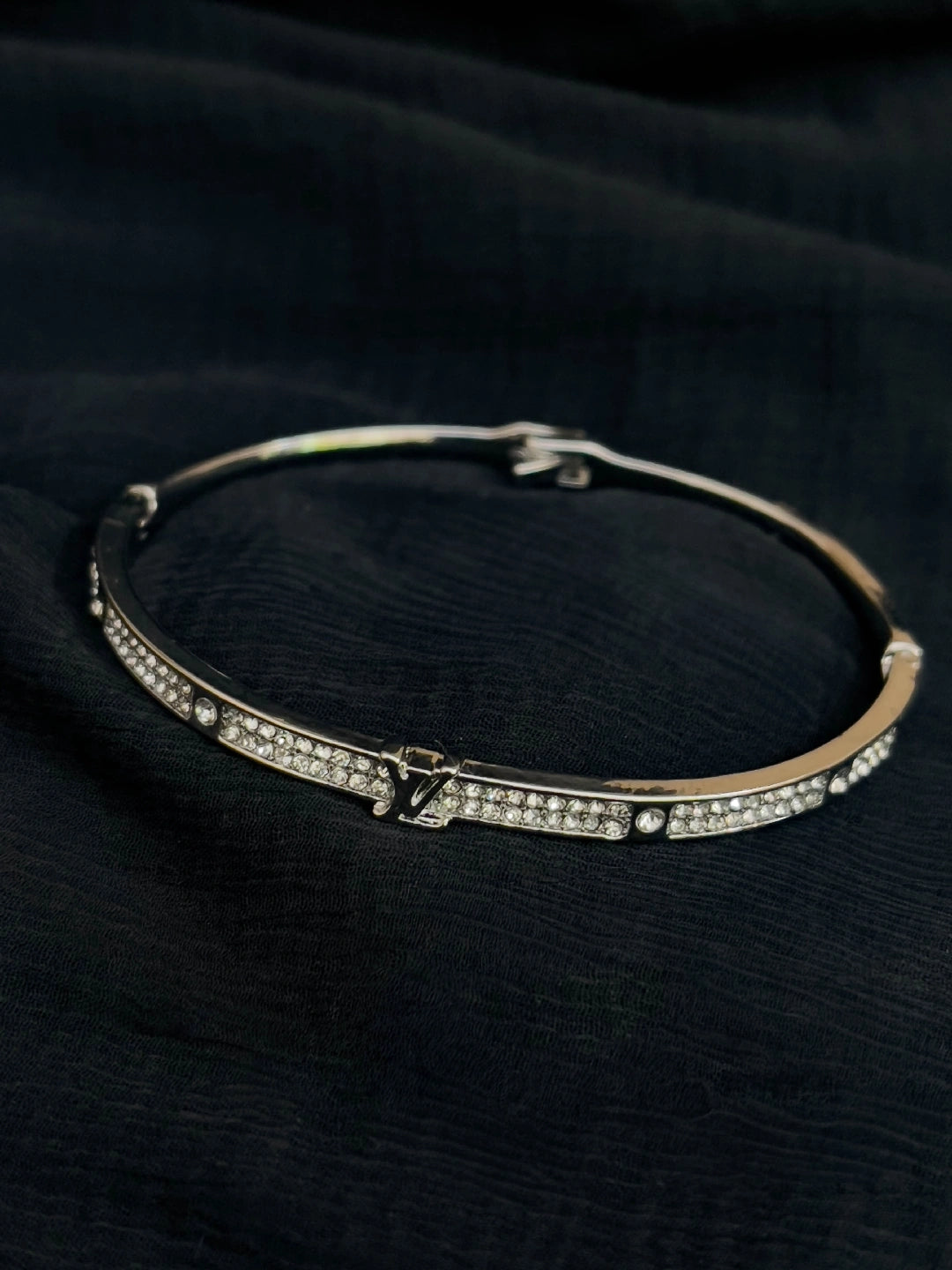 Ishhaara American Diamond Bracelet