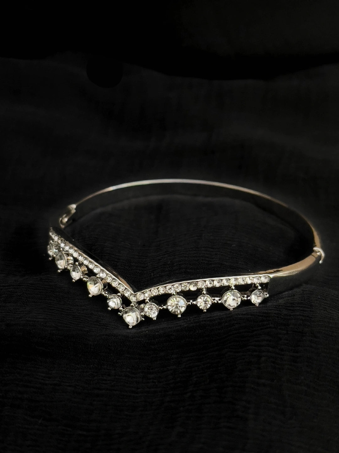 Ishhaara American Diamond V Shaped Bracelet