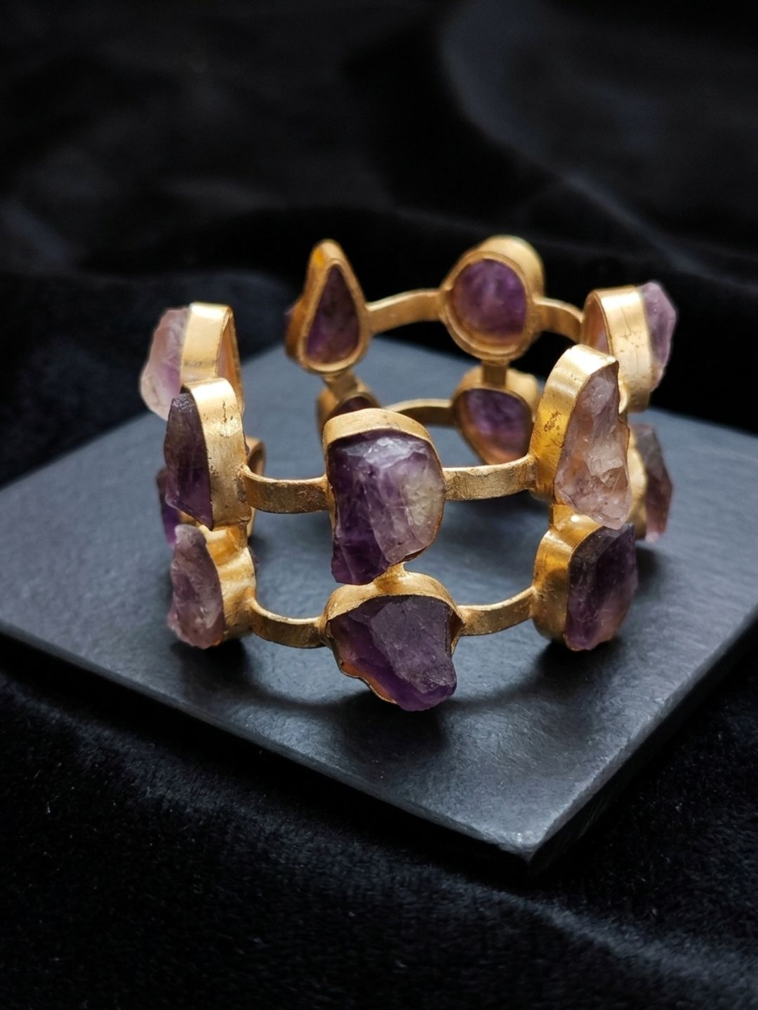 Ishhaara Amethyst Stone Bracelet