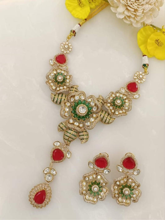 Ishhaara Antique Designer Semiprecious Stone Studded Necklace