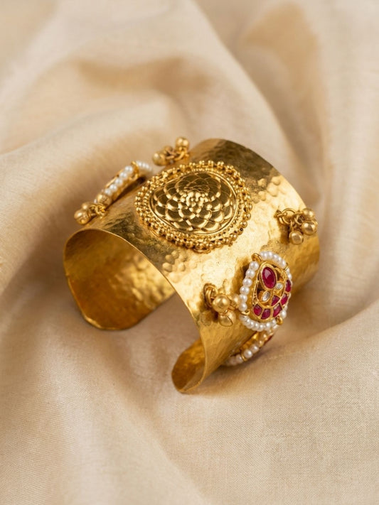Ishhaara Antique Finish Navratna Bracelet Kada