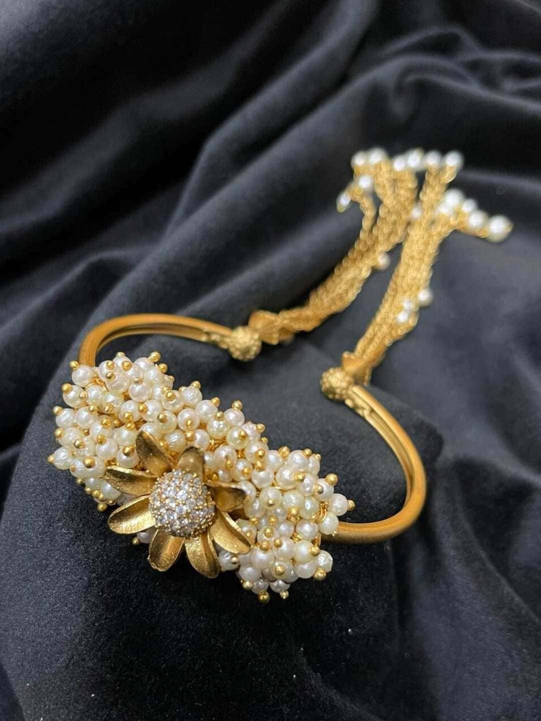 Ishhaara Antique Fusion Bracelet