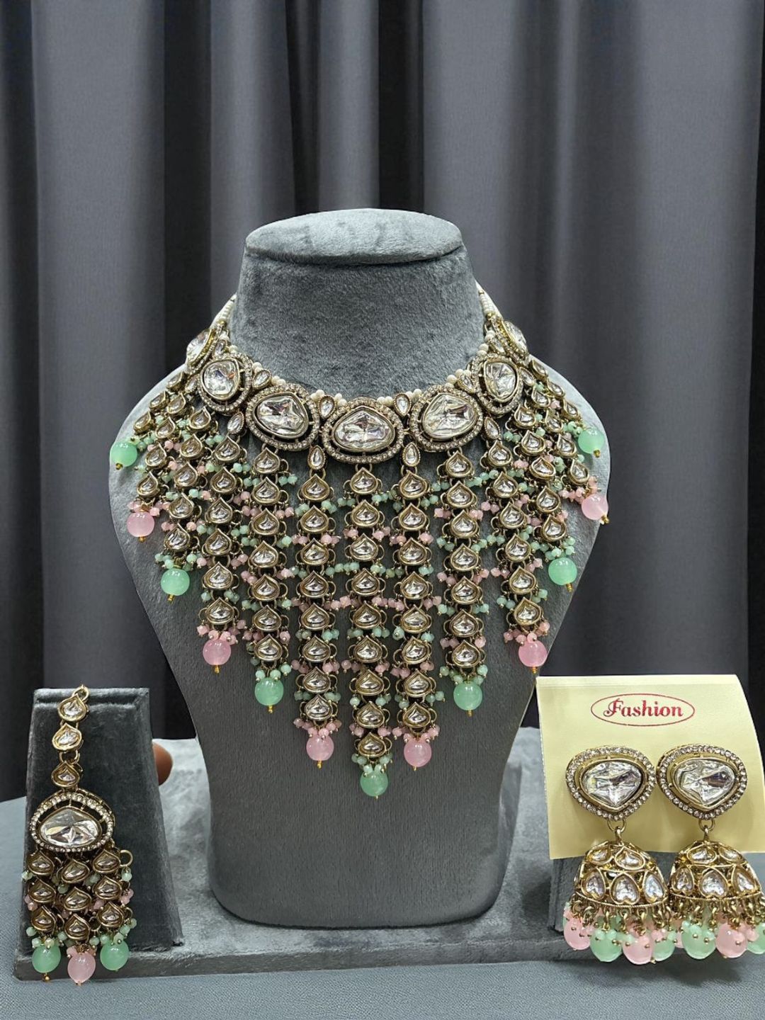 Ishhaara Antique Gold Plated Kundan Necklace