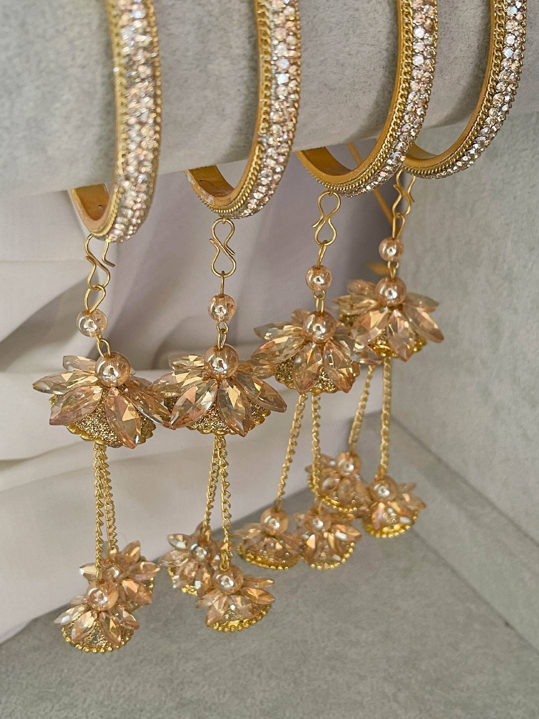 Ishhaara Antique Gold Stone Bangles With Floral Jhumka