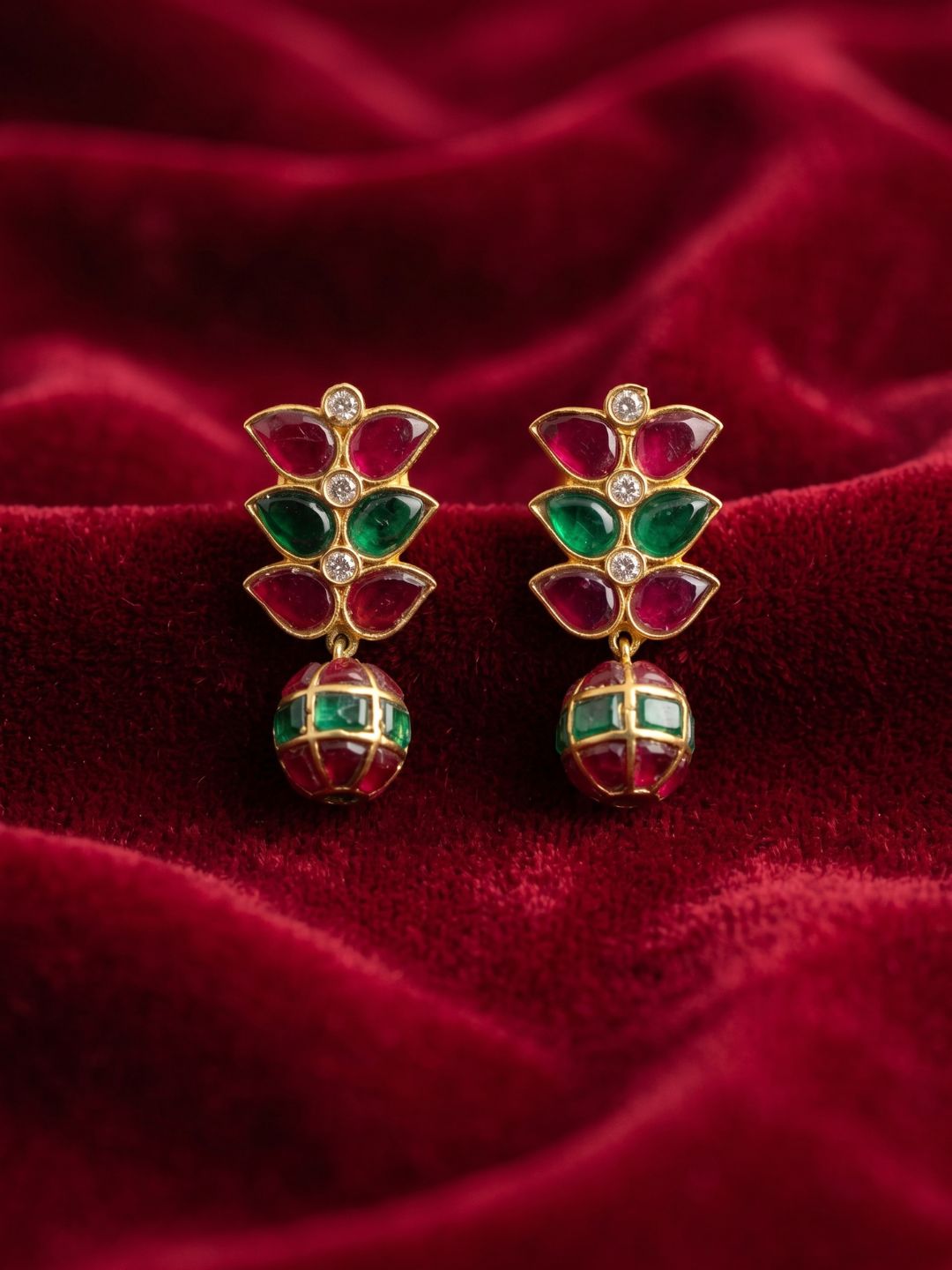 Ishhaara Antique Jadau Kundan Stone Earrings