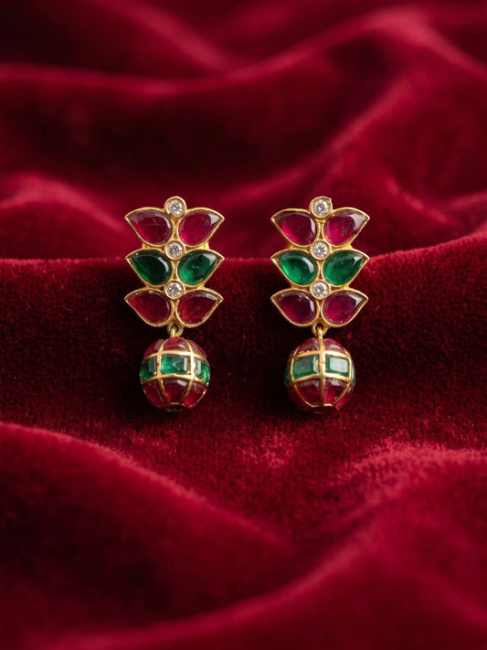 Ishhaara Antique Jadau Kundan Stone Earrings