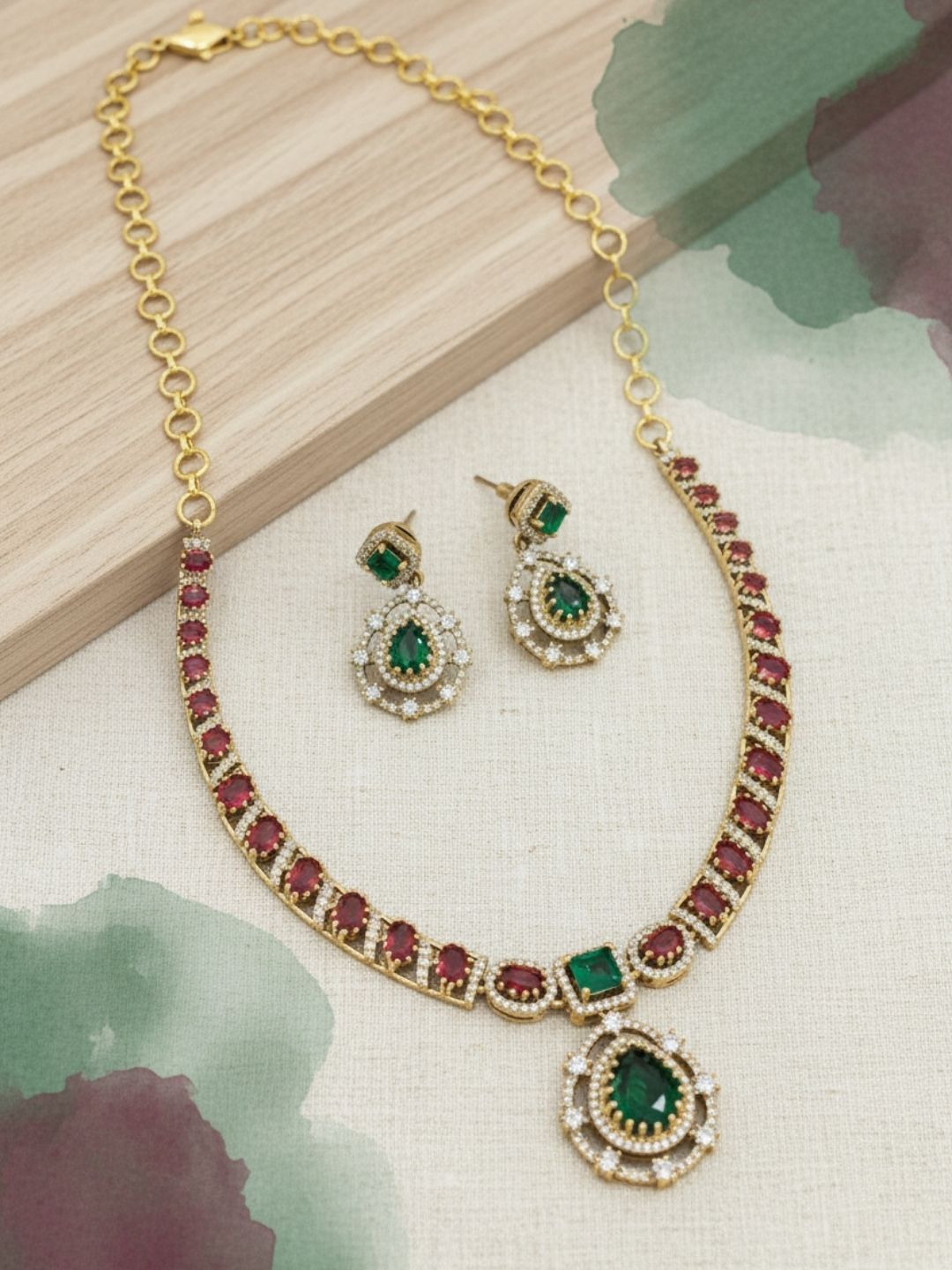 Ishhaara Antique Kemp Choker Necklace