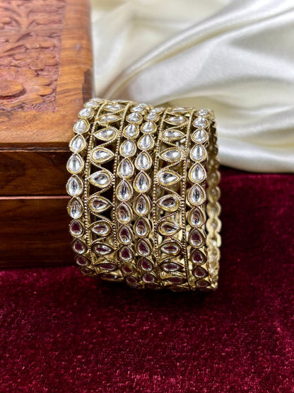 Ishhaara Antique Kundan Bangles Set