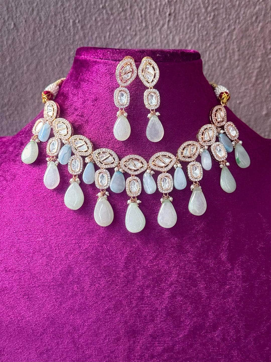 Ishhaara Antique Kundan Necklace Set