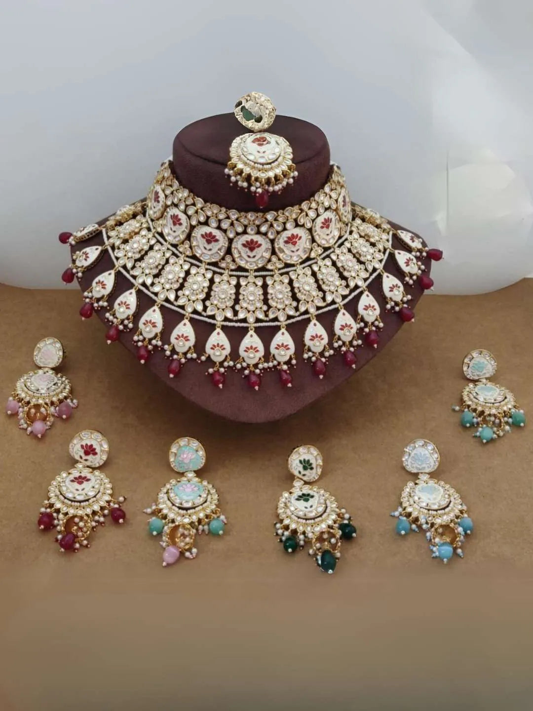 Ishhaara Antique Royal Kundan Bridal Choker Necklace