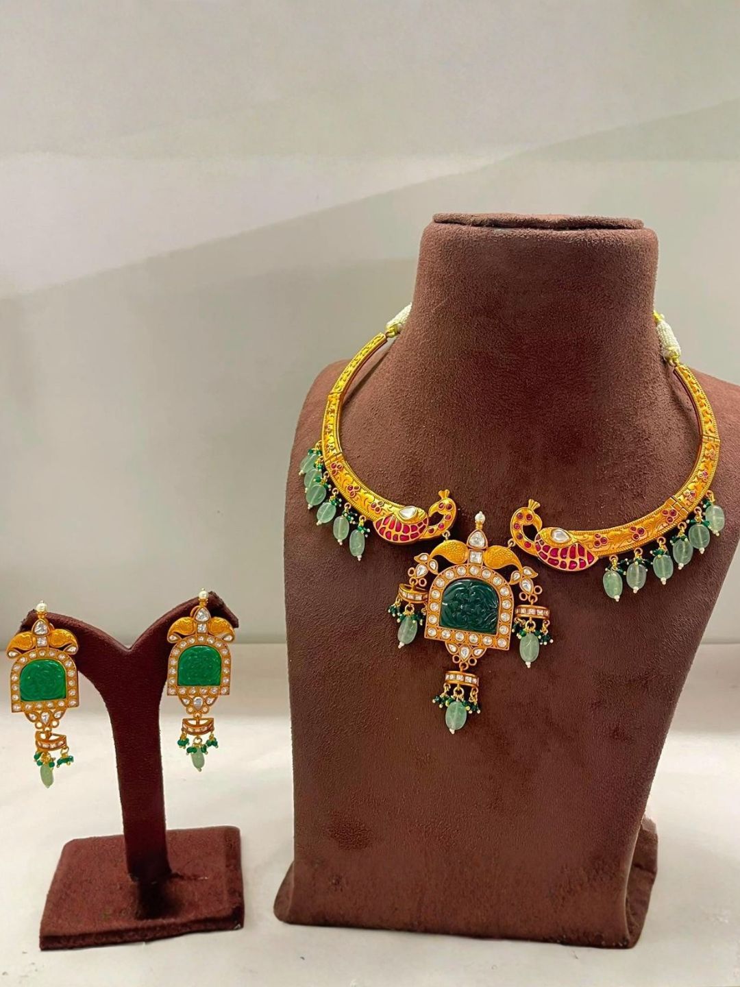Ishhaara Antique Vintage Hasli Necklace