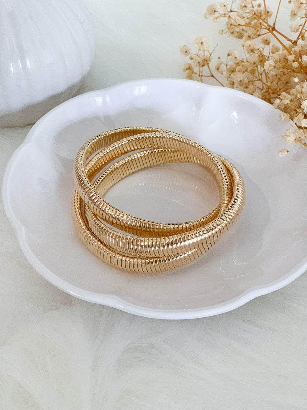 Ishhaara Anusha Mani In Triple Layer Wrap Stretchable Bracelet