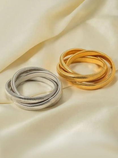 Ishhaara Anusha Mani In Triple Layer Wrap Stretchable Bracelet