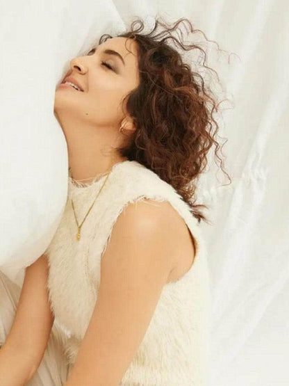 Ishhaara Anushka Sharma In Lock Hoop Earrings