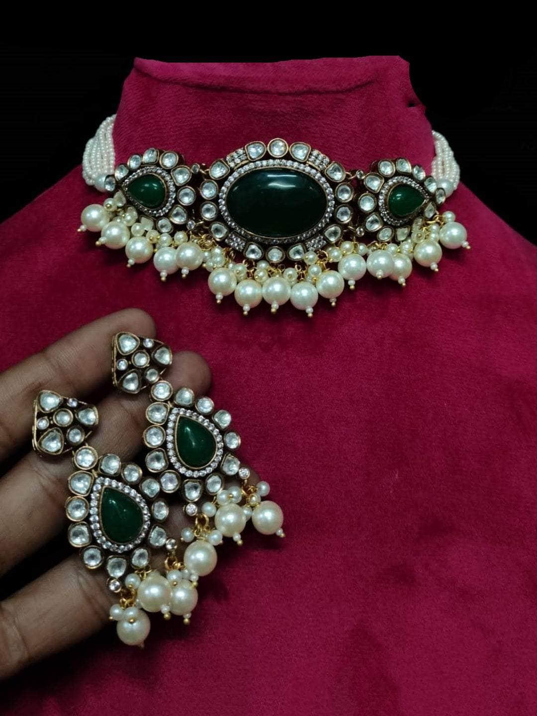 Ishhaara Artic Charm Choker