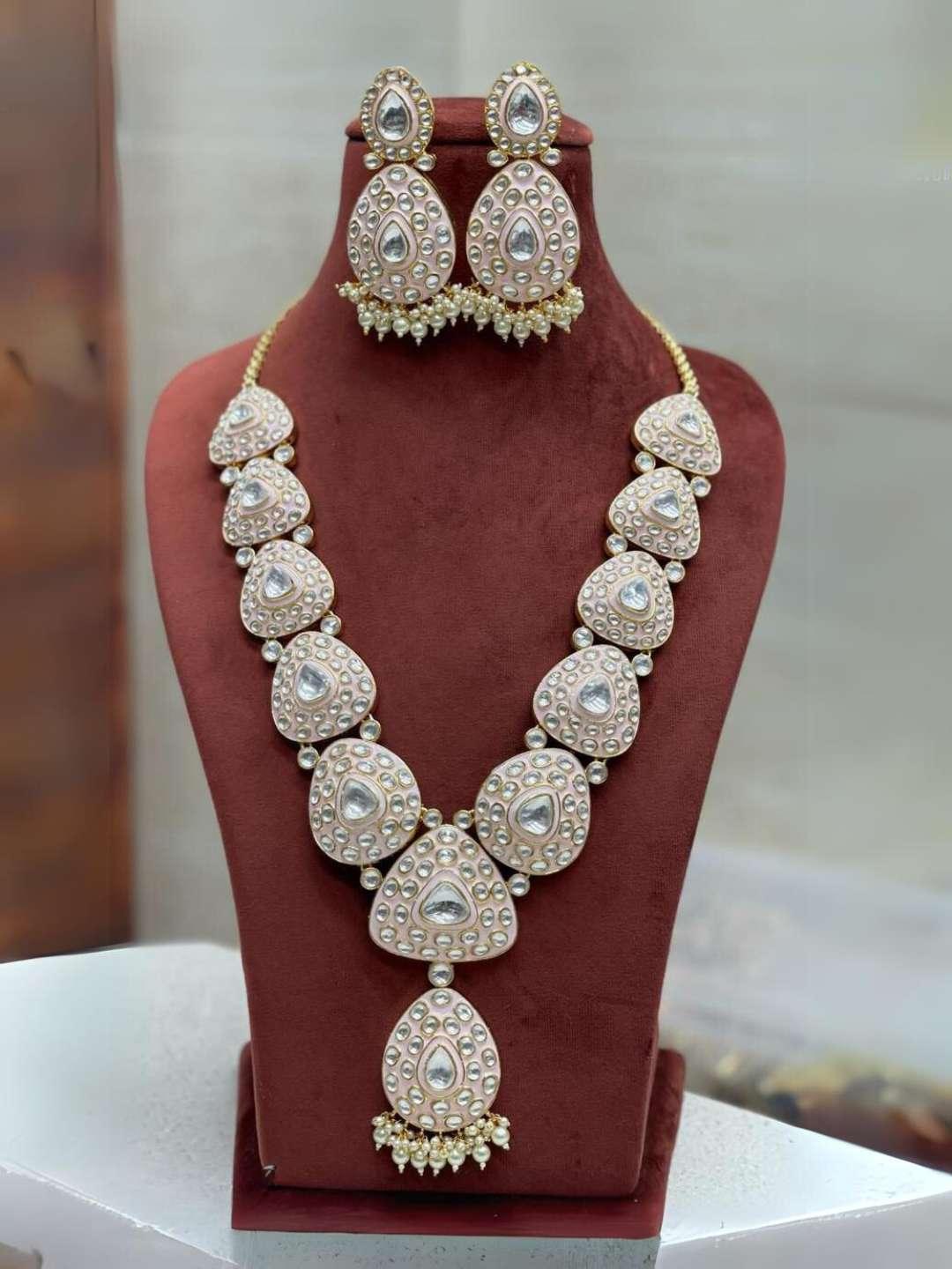 Ishhaara Asti Victorian Polki Necklace Set