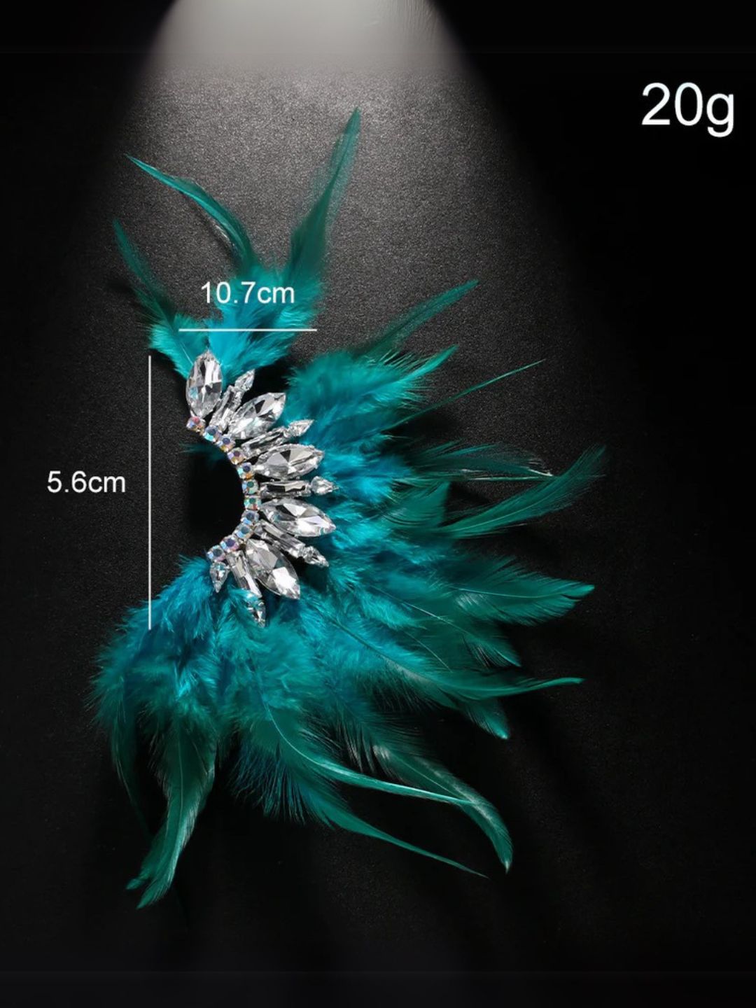 Ishhaara Azure Winged Earcuff