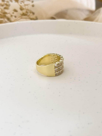 Ishhaara Baguette Diamond Ring