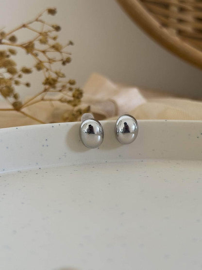 Ishhaara Ball Stud Earring