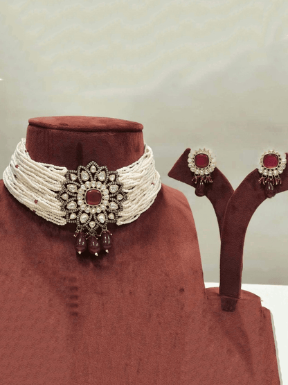 Ishhaara Baroque Center Flower Choker