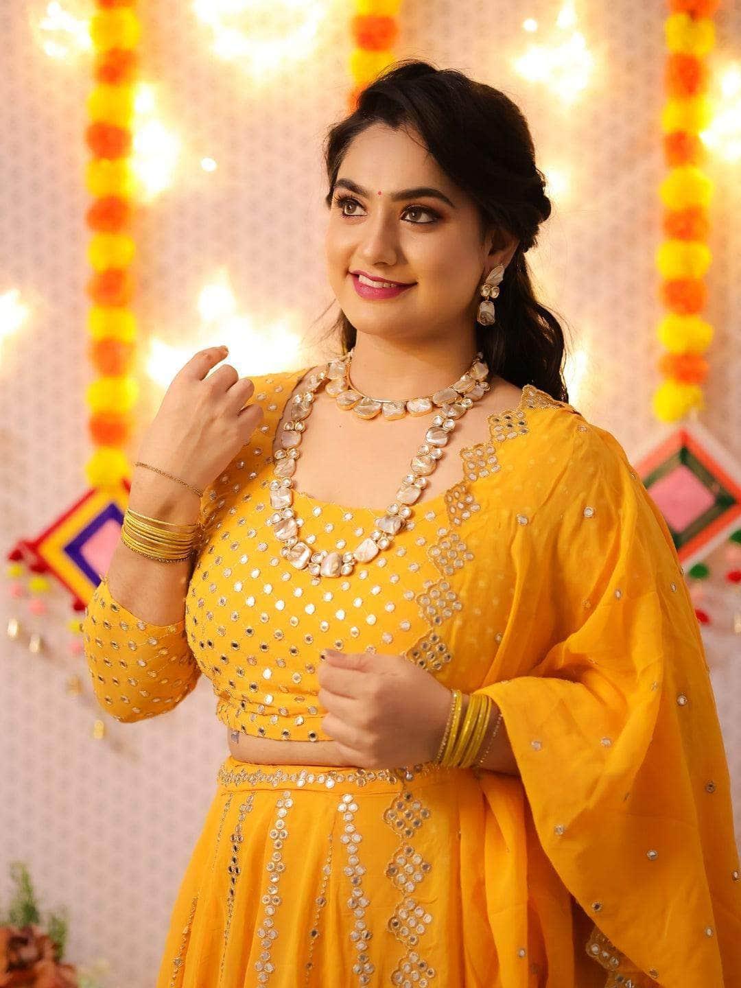 Ishhaara Baroque Kundan Long Necklace And Choker With Earrings