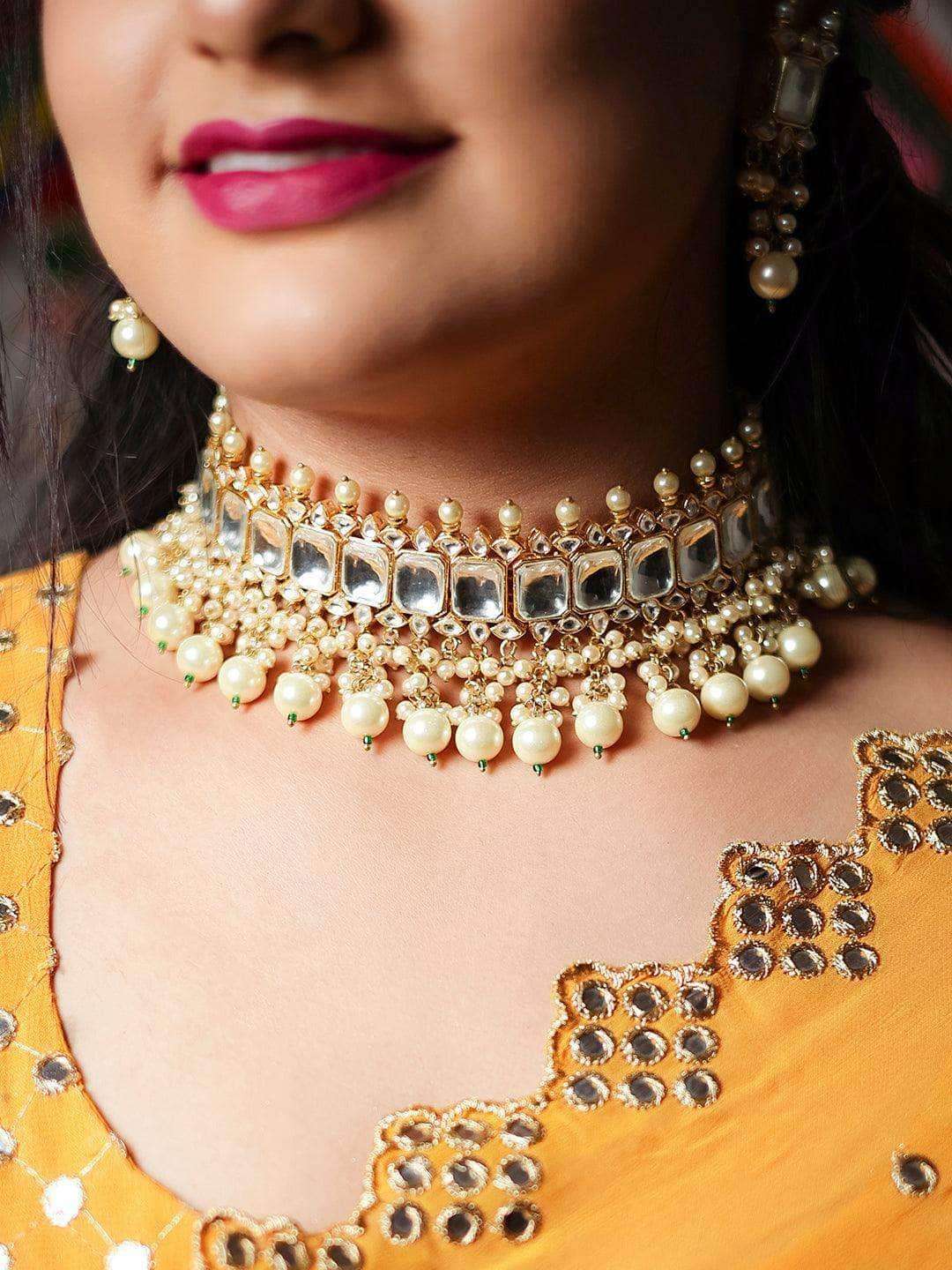 Ishhaara Beaded Pearl Choker