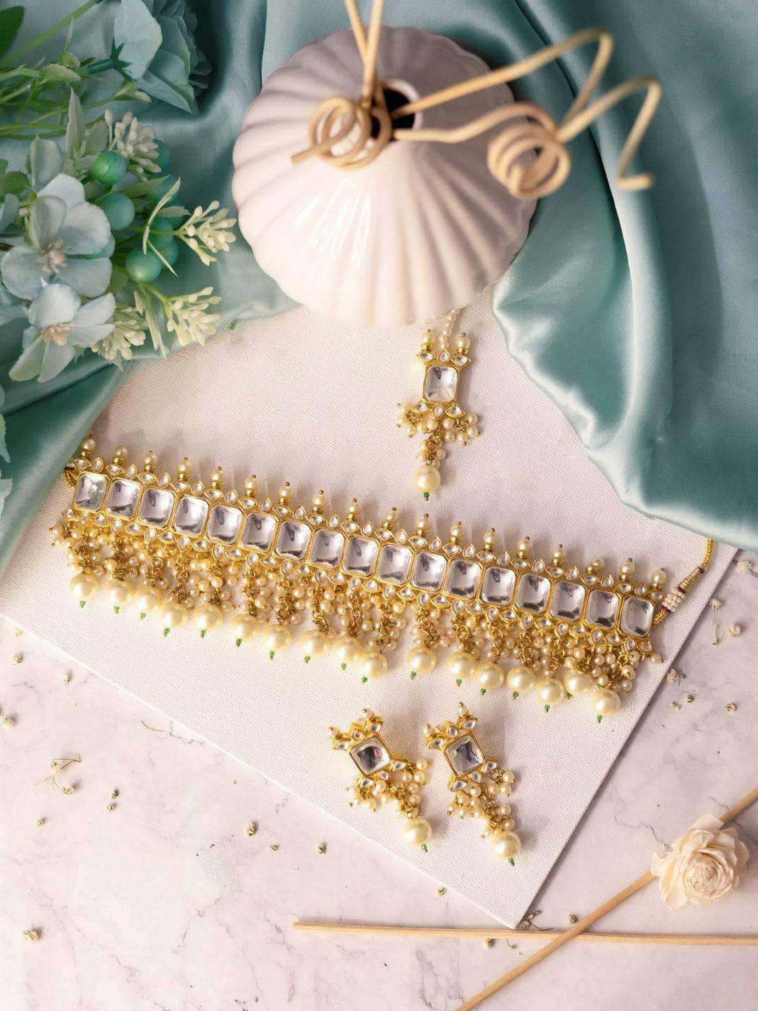 Ishhaara Beaded Pearl Choker