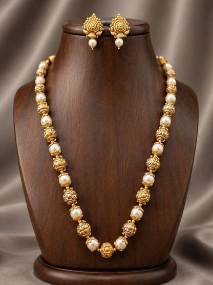 Ishhaara Beaded Pearl Mala Set
