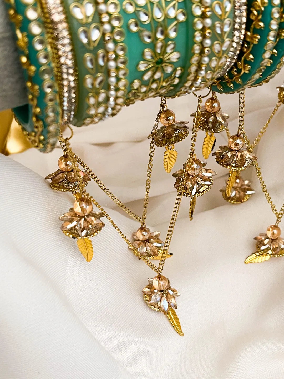 Ishhaara Beautiful Handcrafted Rasjasthani Rajwadi Chuda Set