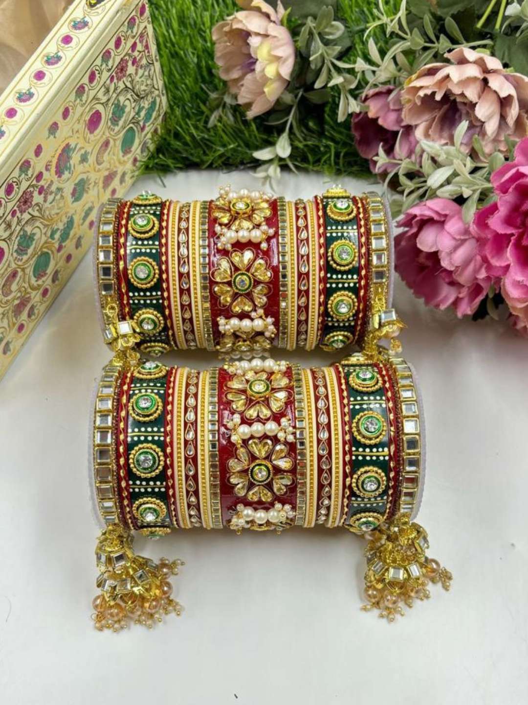 Ishhaara Beautiful Red And Green Kundan Rajwadi Chooda Set