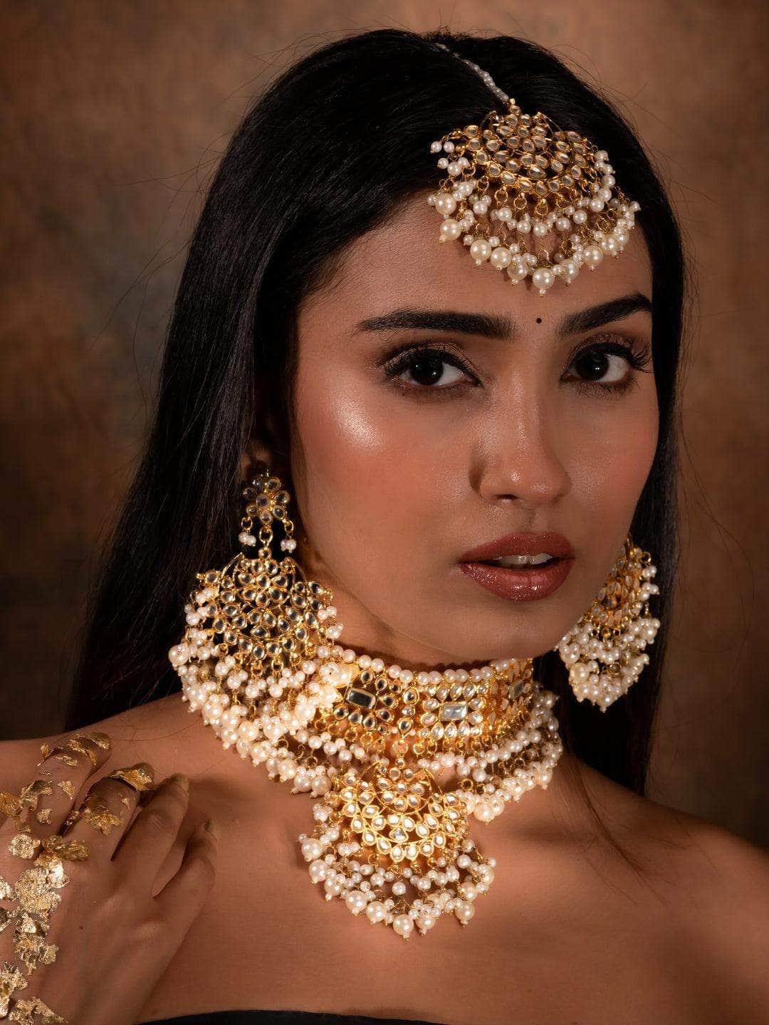 Ishhaara Big Kundan Choker