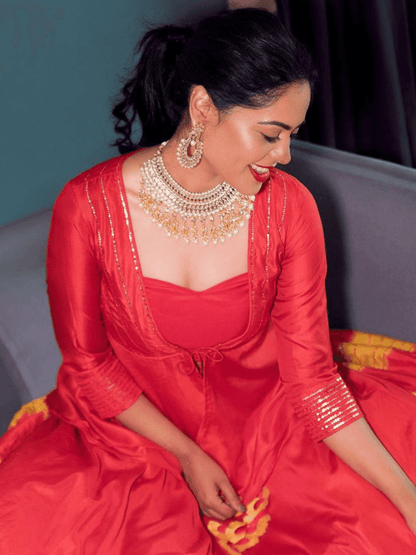Ishhaara Bindu Madhavi In Diamond Stone Choker With Pearl Tassels