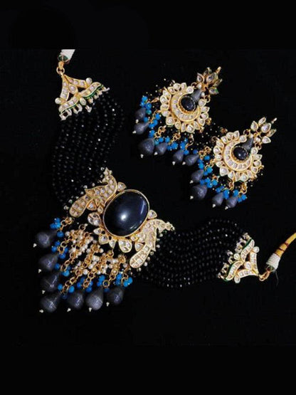 Ishhaara Big Stone Onex Choker And Earring Set