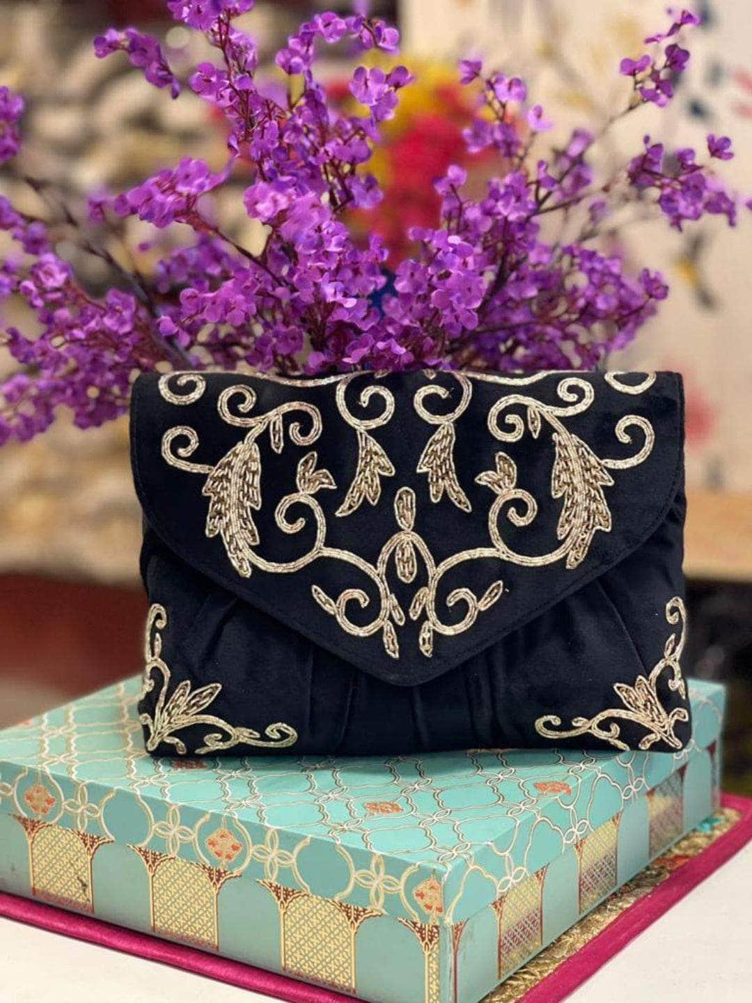 Ishhaara Classic Handcrafted Bridal Clutch