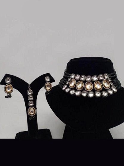 Ishhaara Dual Tonned Ad Kundan Choker And Earring Set