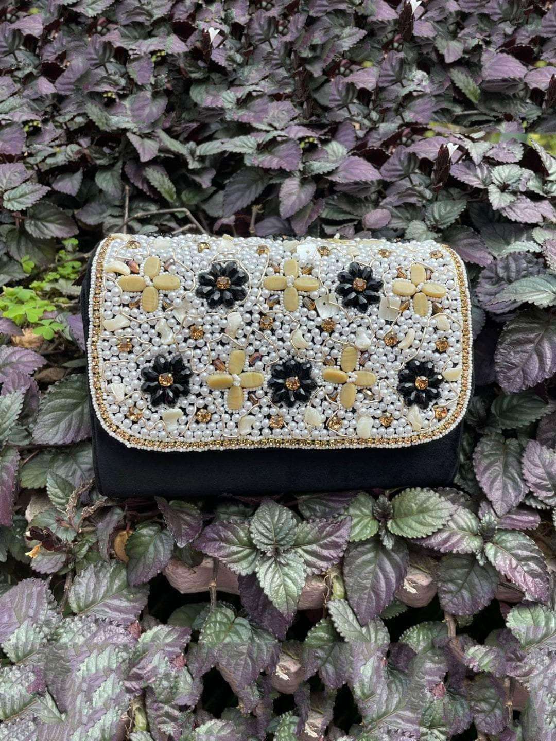 Ishhaara Embroidered Ethnic Clutch Bag