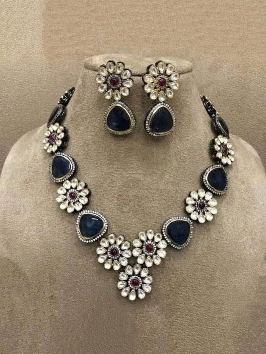 Ishhaara Black Flower Kundan Stone Necklace