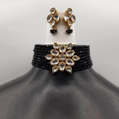 Ishhaara Kundan Patch Choker And Earring Set