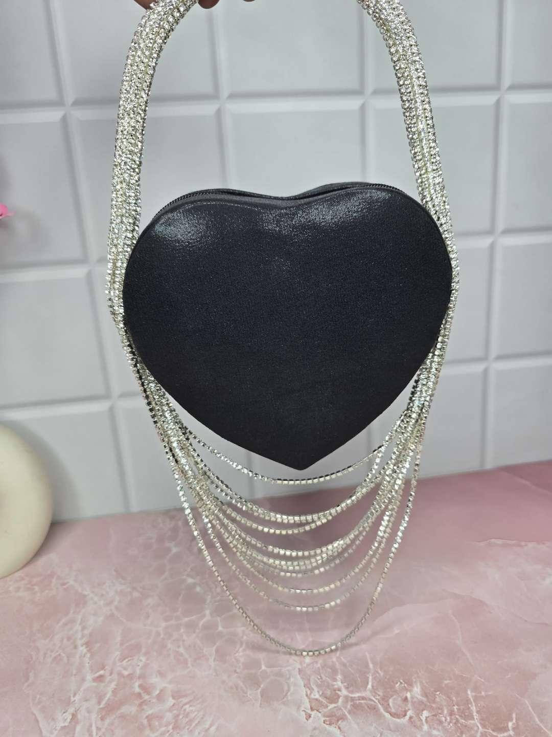 Ishhaara Black Midnight Elegance Heart Clutch Bag