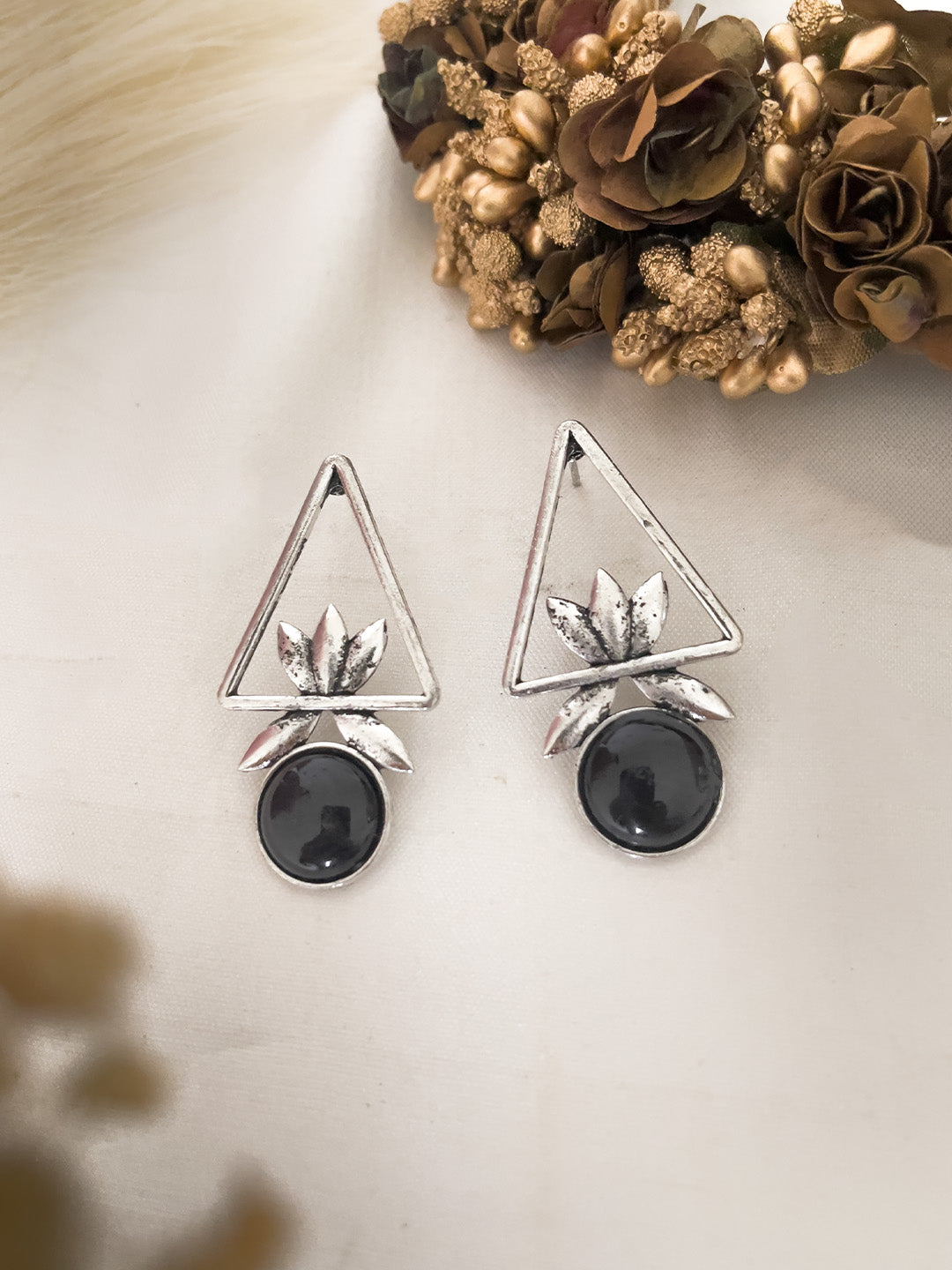 Ishhaara Black Silver Plated Geometric Earrings