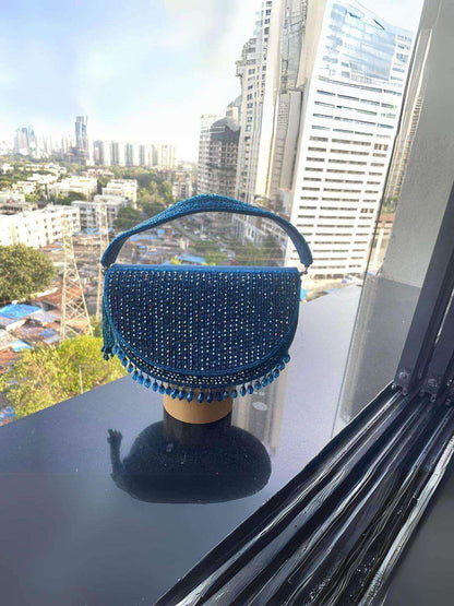 Ishhaara Crystal Seudo Box