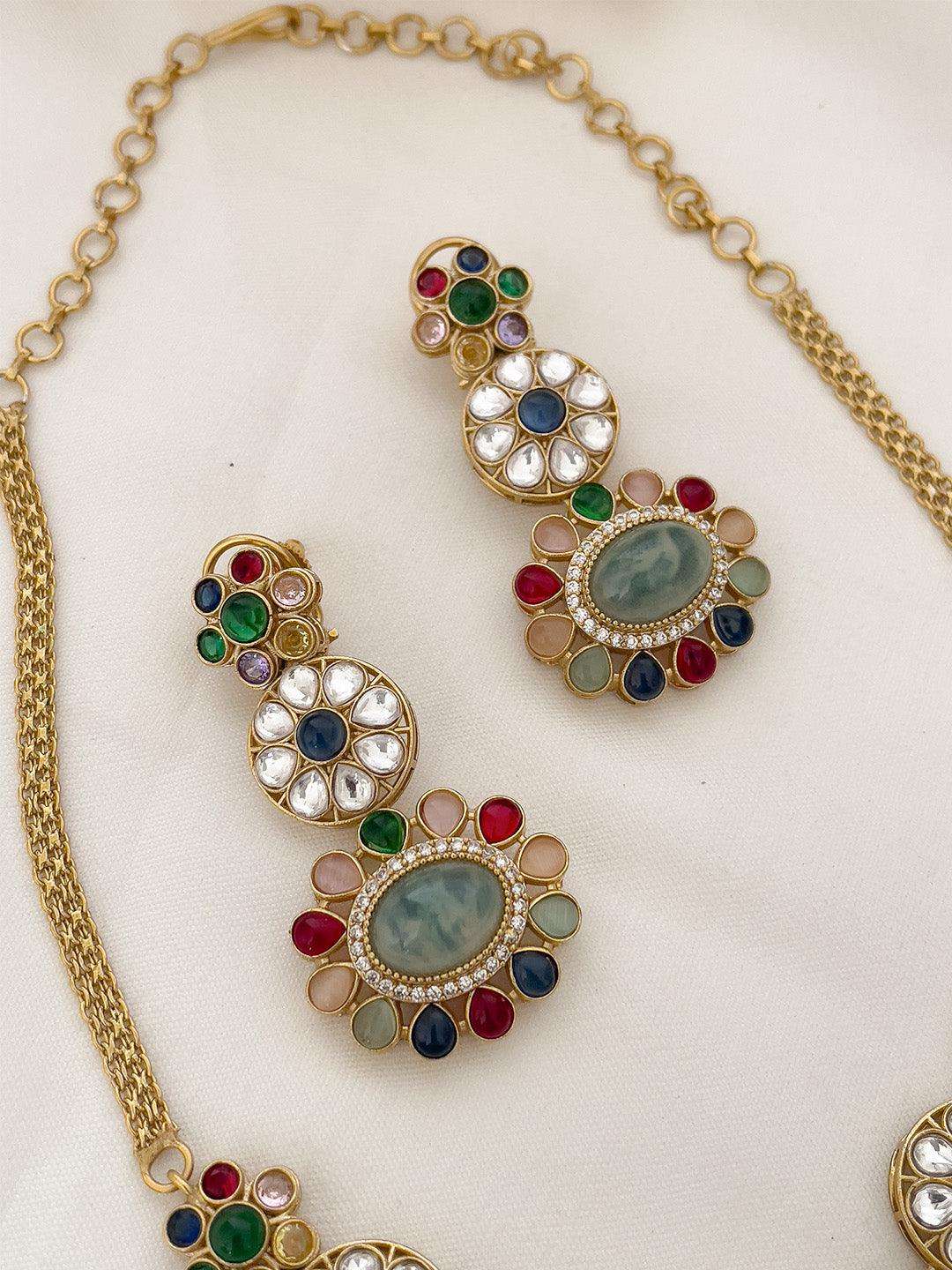 Ishhaara Blue Exquisite Amrapali Fusion Pendant Necklace