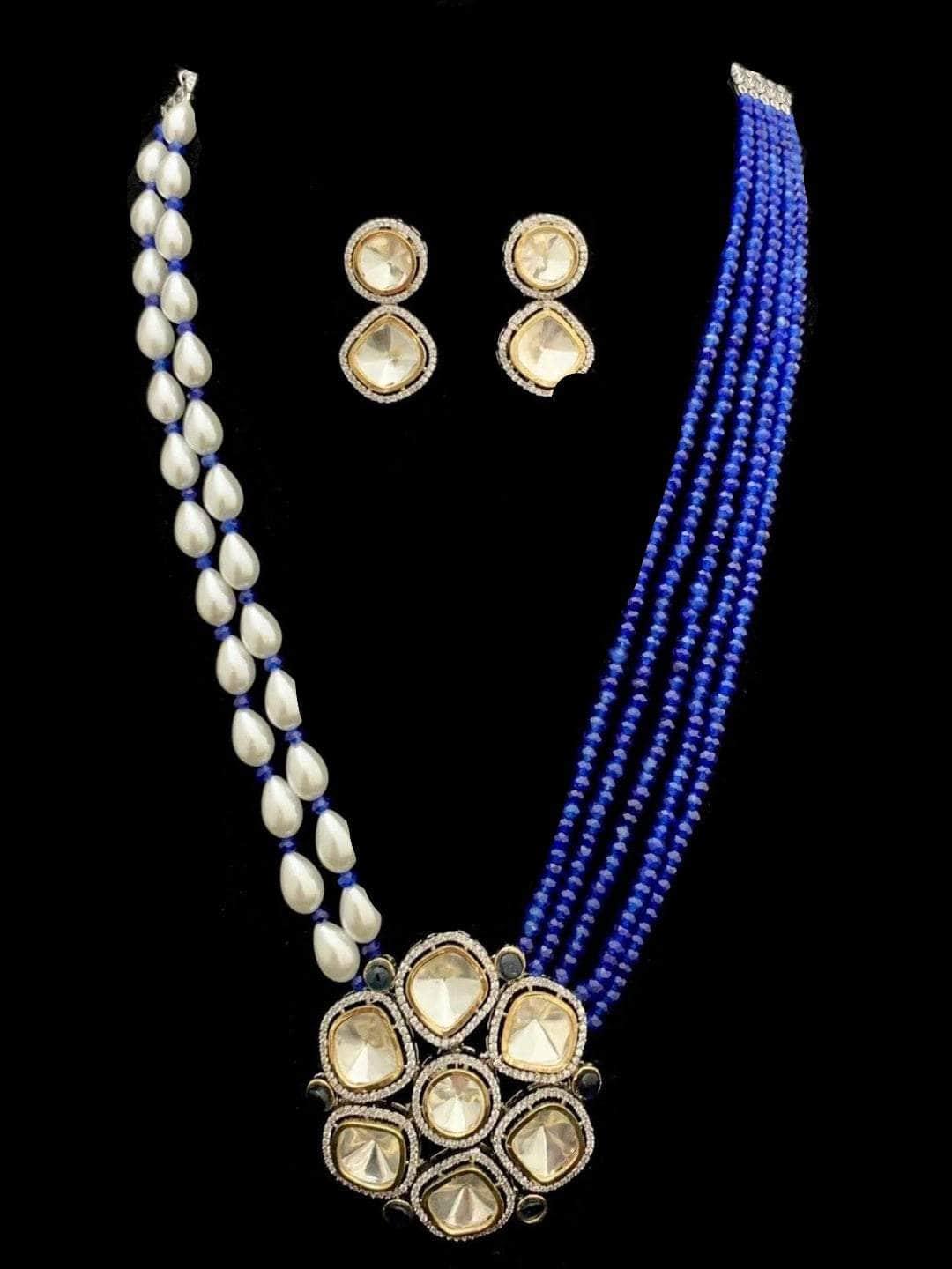 Ishhaara Blue Infinity Bead Chain