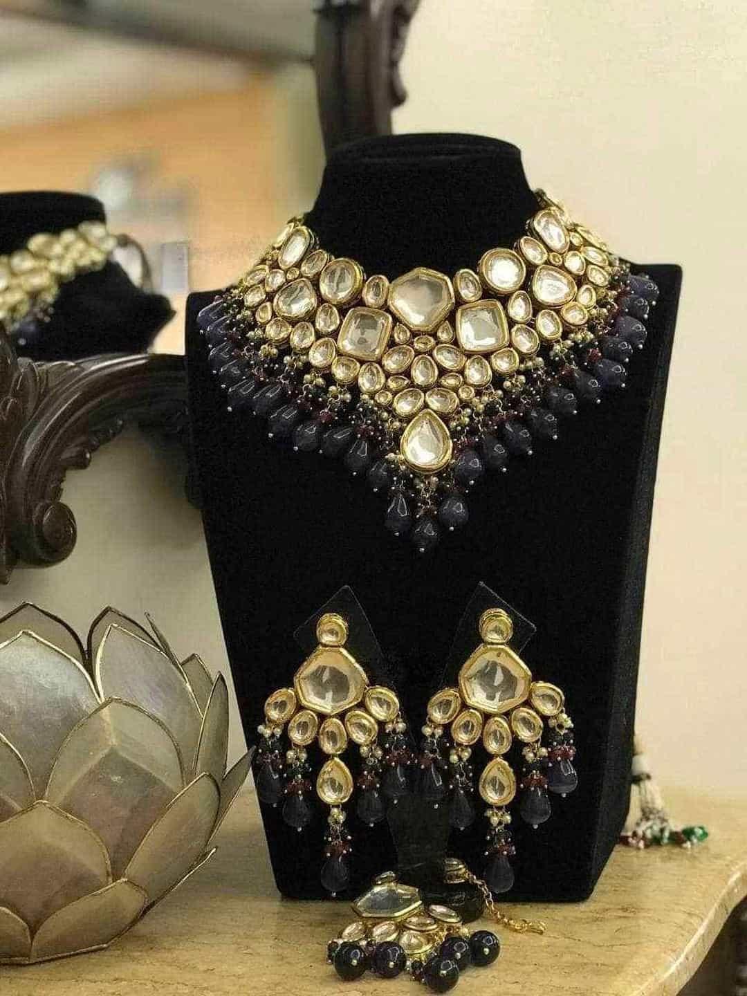 Ishhaara Blue Kundan Bridal Necklace with Teeka