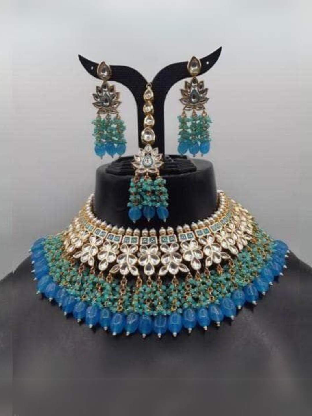 Ishhaara Kundan Choker Coral Tassel Necklace Set