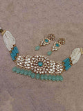 Ishhaara Kundan Stone Studded Necklace And Earings Set